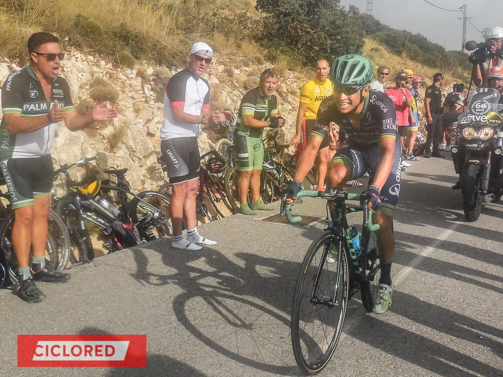 Cansancio, dolor extremo. La Vuelta 2016 en Aitana